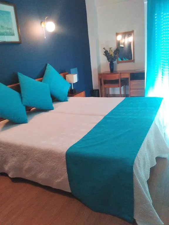 Apartamentos Turisticos Lindomar Armacao de Pera Aparthotel