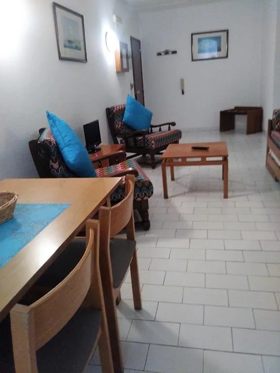 Apartamentos Turisticos Lindomar Armacao de Pera