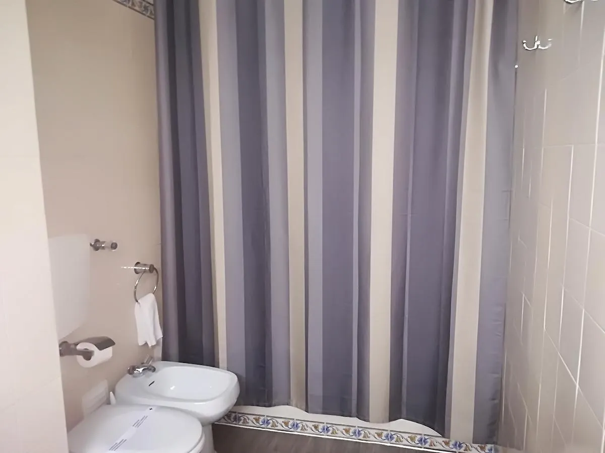 Apartamentos Turisticos Lindomar Armacao de Pera