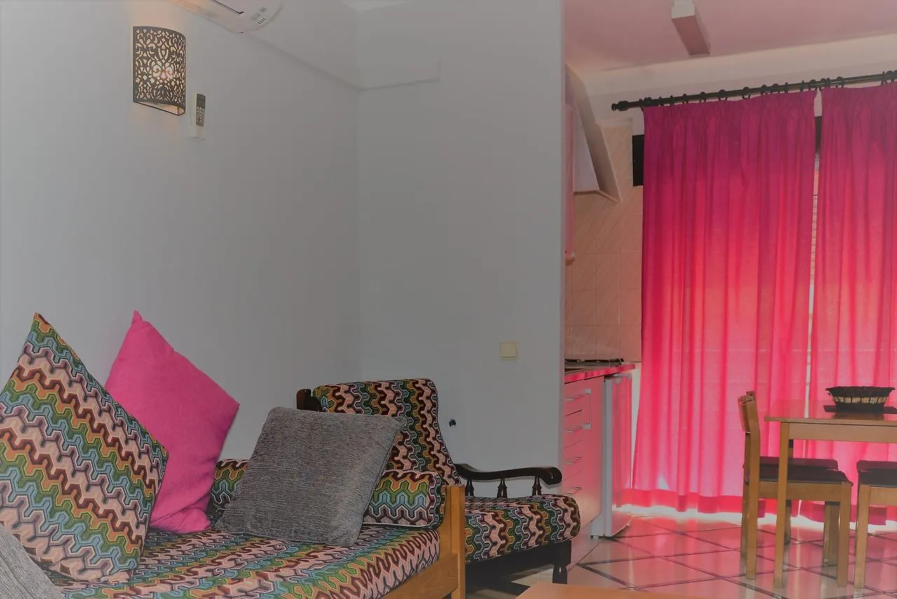 *** Aparthotel Apartamentos Turisticos Lindomar Armacao de Pera Portugal