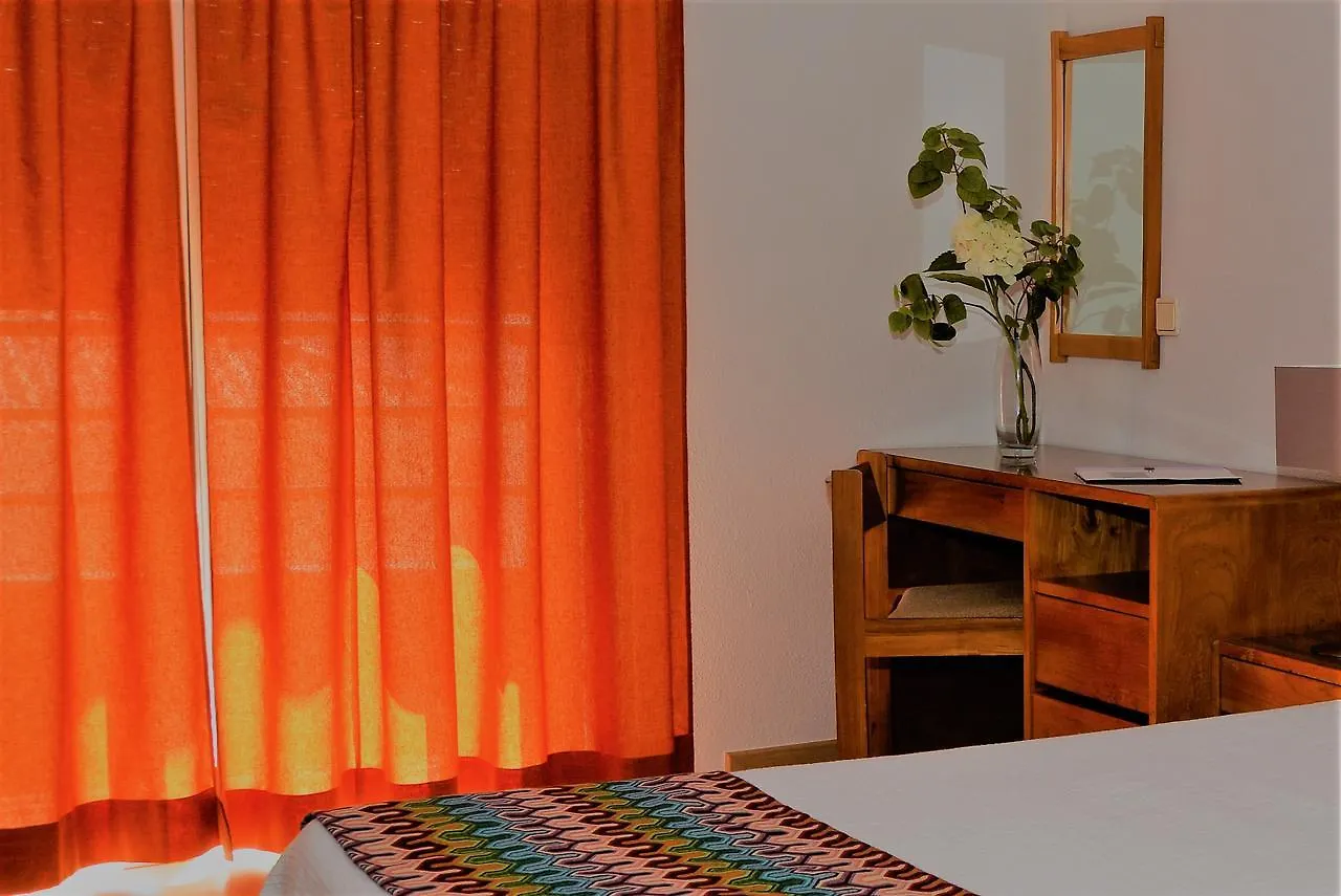 *** Aparthotel Apartamentos Turisticos Lindomar Armacao de Pera Portugal