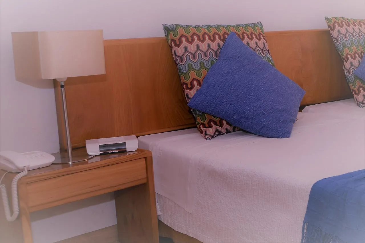 Apartamentos Turisticos Lindomar Armacao de Pera