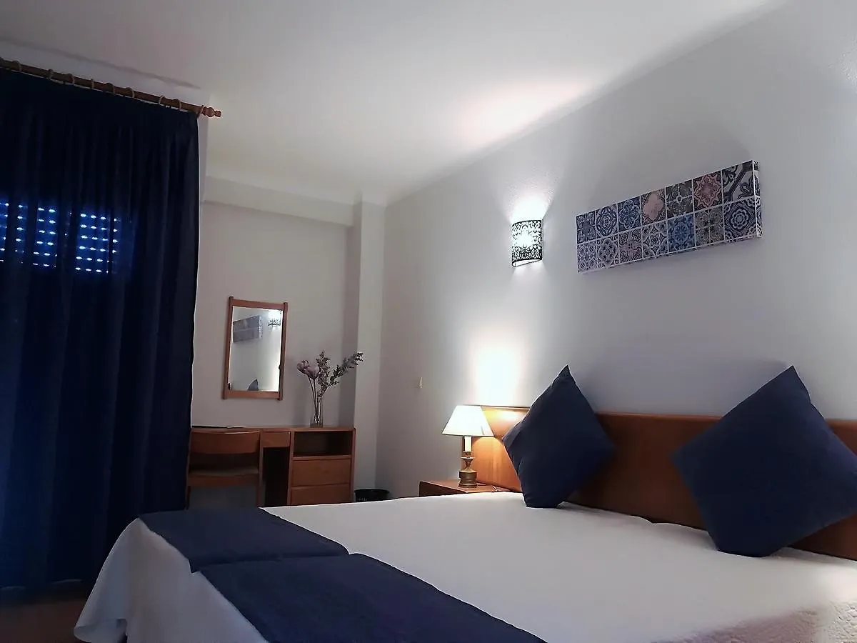 Apartamentos Turisticos Lindomar Armacao de Pera