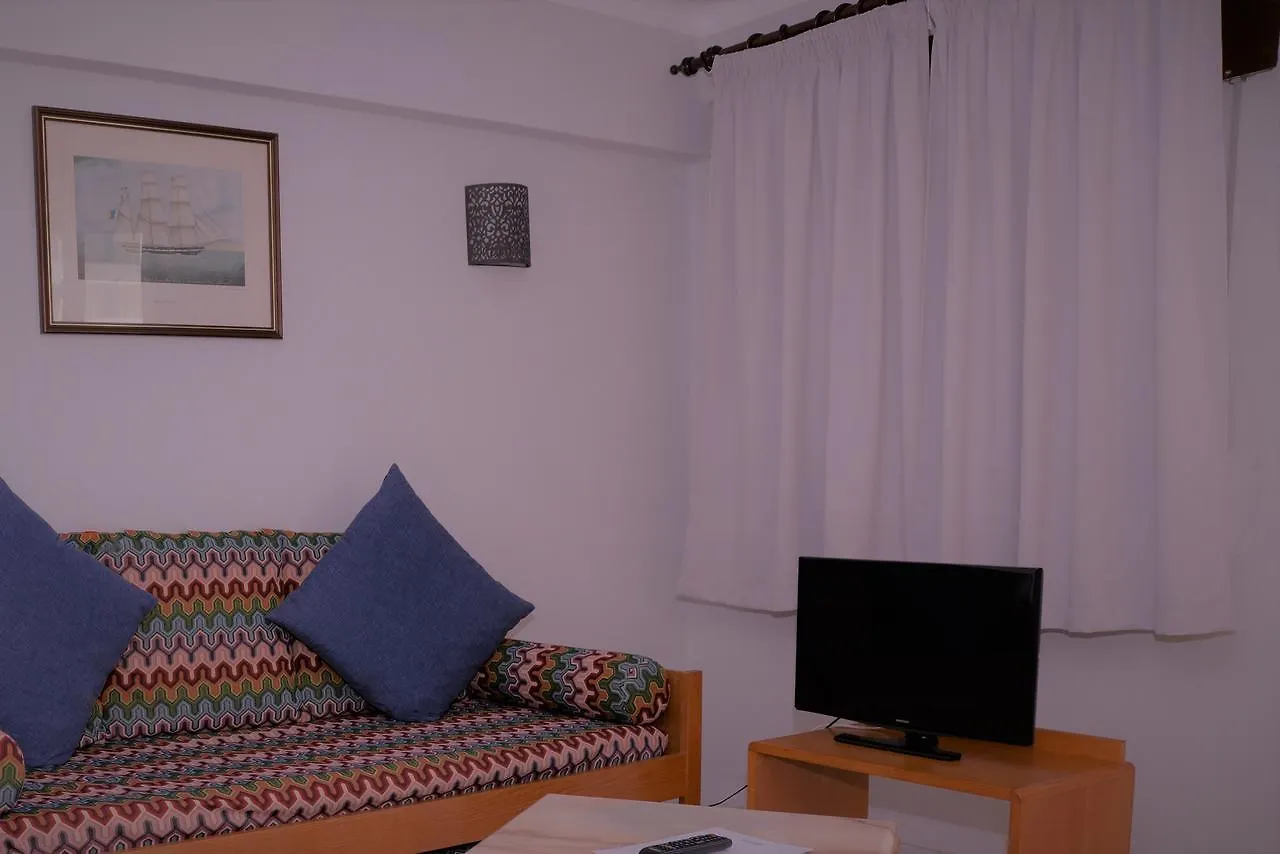 Apartamentos Turisticos Lindomar Armacao de Pera