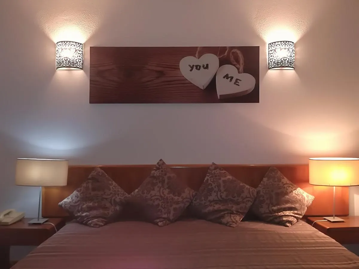 Aparthotel Apartamentos Turisticos Lindomar Armacao de Pera