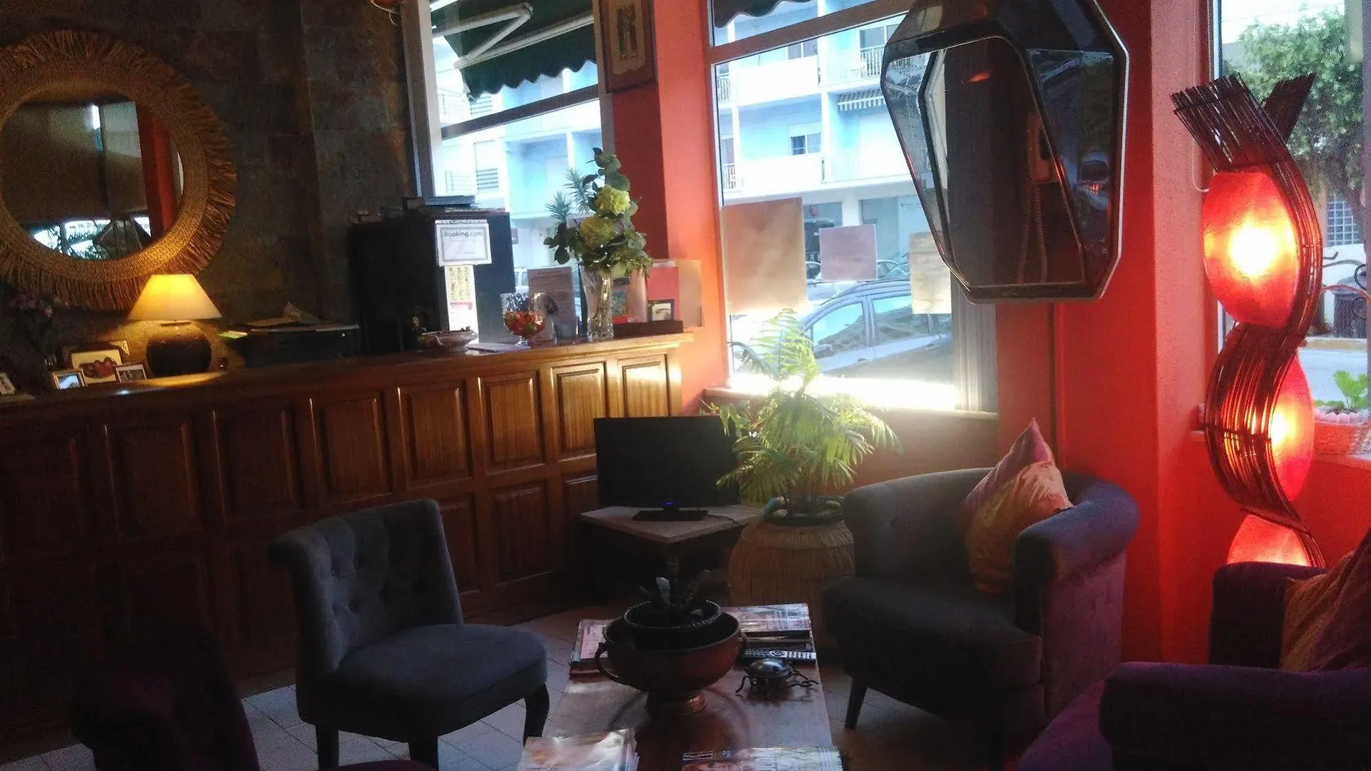 Apartamentos Turisticos Lindomar Armacao de Pera Aparthotel