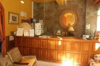 Apartamentos Turisticos Lindomar Armacao de Pera Aparthotel